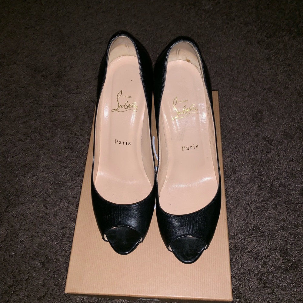 Authentic Christian Louboutin You You 85 Kid